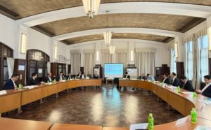 全国タイル工業組合の総会で講演しました